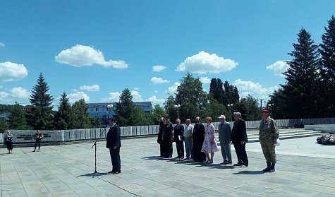 Юнармейцы Орска отметили 3-ю годовщину образования Всероссийского военно-патриотического общественного движения