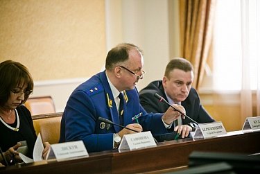 Сергей Грачев принял участие в заседании антинаркотической комиссии